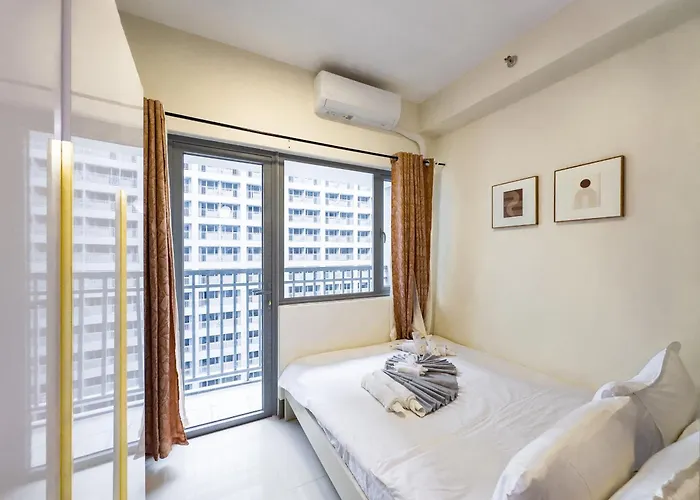 Gemstonebr In Smdc Fame Residences Manila